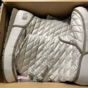 The North Face  Ivory Roll-Down Booties